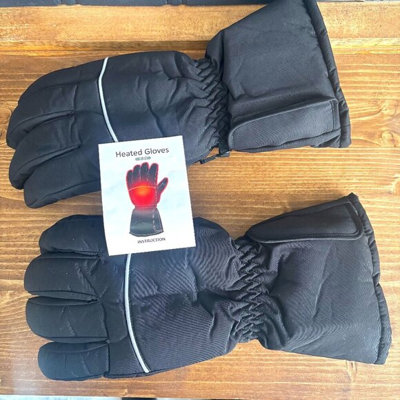 Other - NWOT Battery operated heated gloves, size L